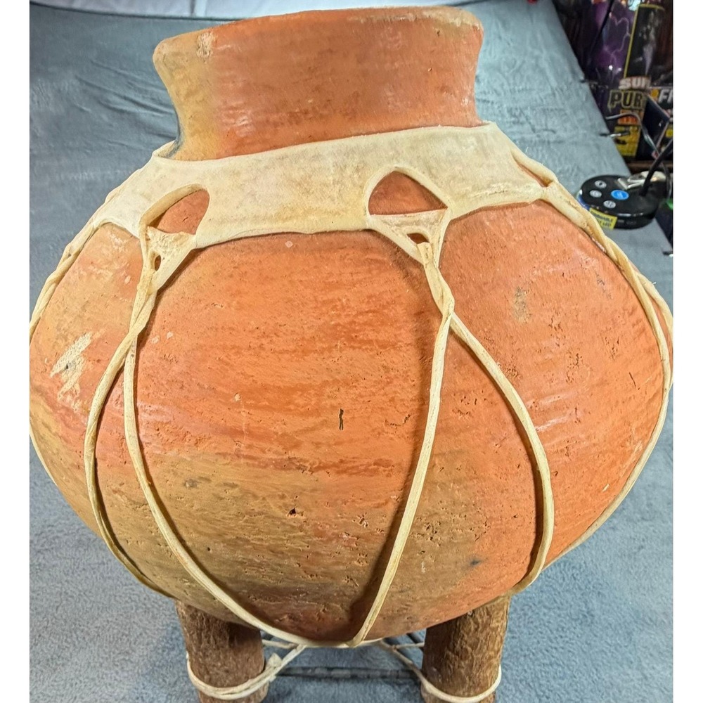 Vintage Mexican Terracotta Tripod Pot Rawhide Wrap Wooden Legs Rustic Folk Art - Picture 12 of 12